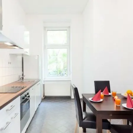 The Hidden Pearl Apartment *