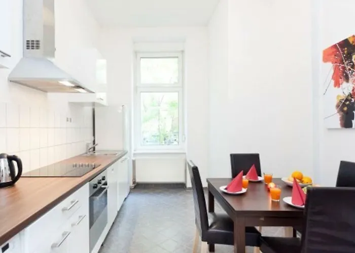 The Hidden Pearl Apartment *